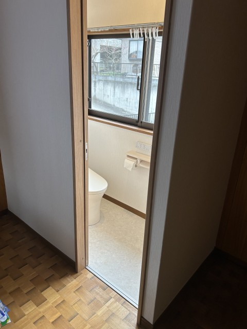 2階に新規でトイレをつくりましたサムネイル